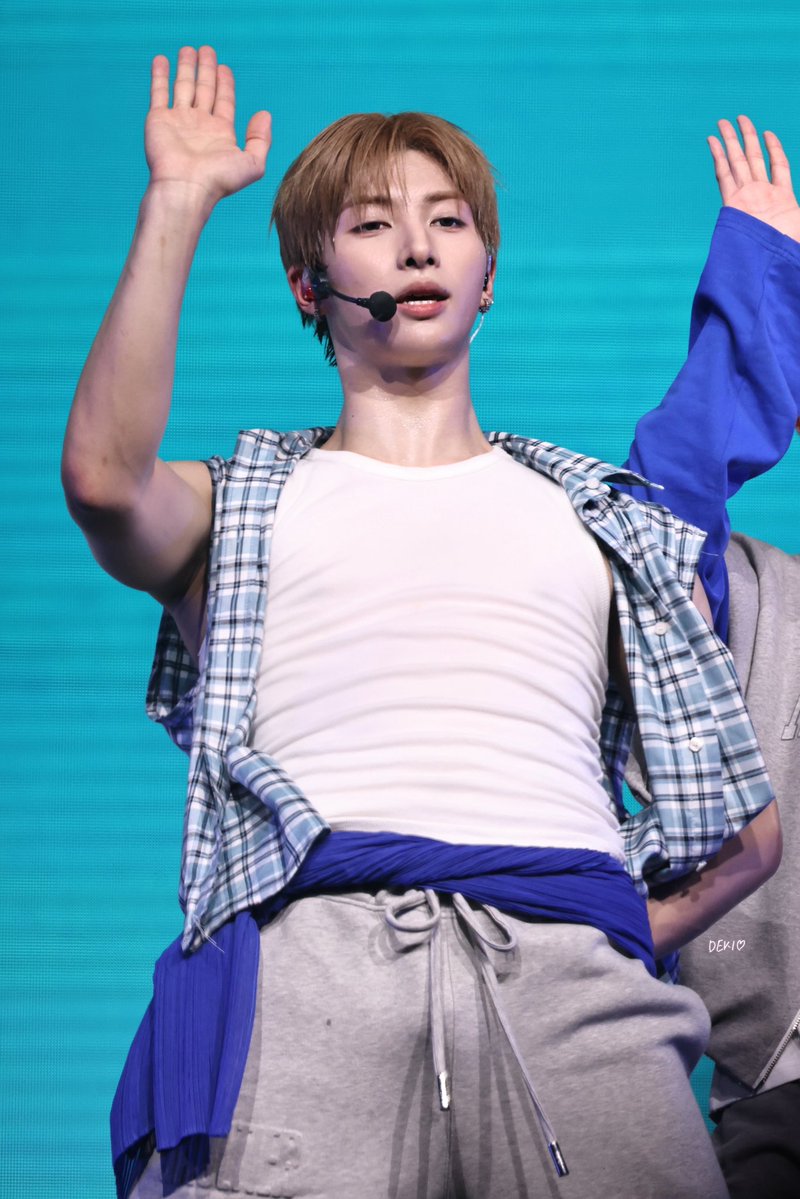 Ddddeki00's tweet photo. 20260704 Bangkok

#NEXZ #YU 
#넥스지 #유우   
#ネクスジ　＃ユウ https://t.co/UJn3s4AH6E