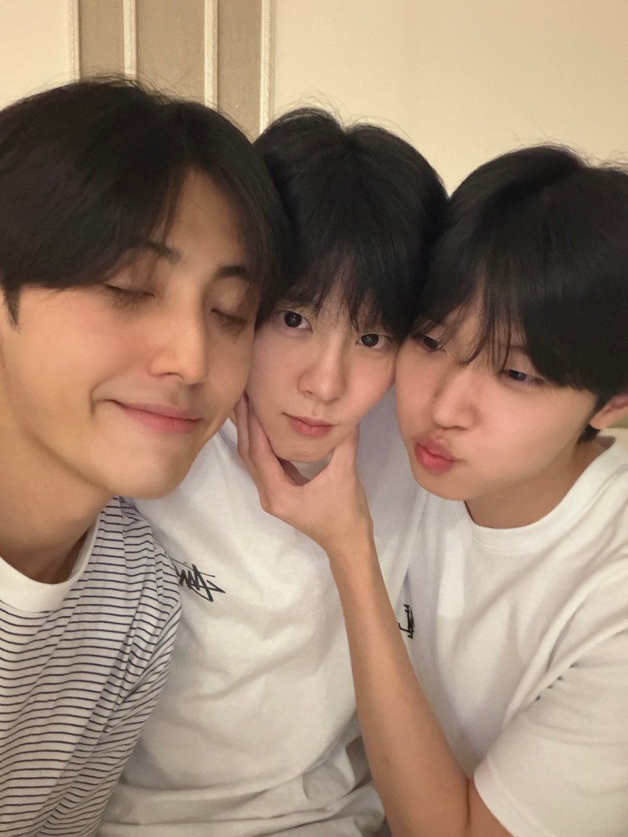 holygoyeong's tweet photo. 아 우동상 귀여움이 꽉 껴 https://t.co/zggrIgltG9