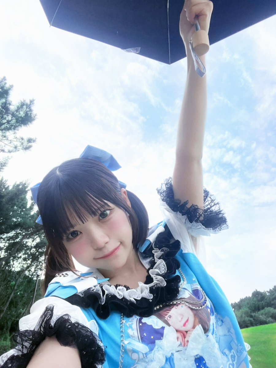 mipo_yoruami's tweet photo. それでも主役は譲れない！ https://t.co/XYzDdDDYZe