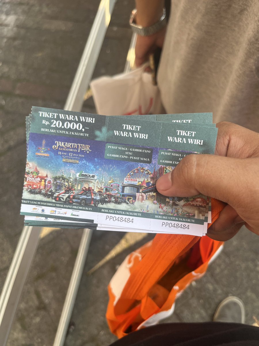 rapihamatt__'s tweet photo. Anjirlah nomor tiketnya, angka itu lagi🥴
Bisa 48484 gtu.
Angka kramat anak @Degrees_OFC cok https://t.co/6jgG9KQDzG