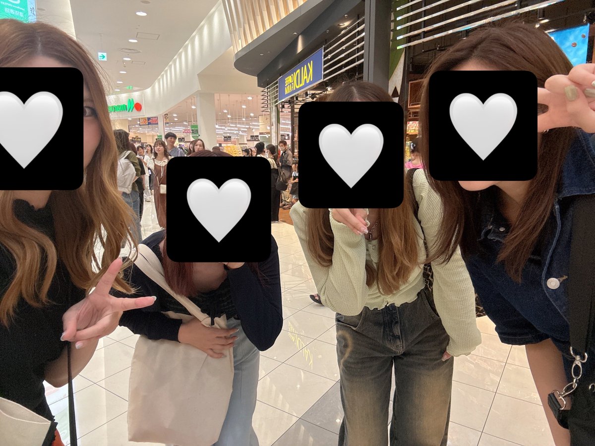 mldh_115's tweet photo. かすごちと一緒に入れたの嬉しかった^_  ̫_^っ🪄^_  ̫_^っ🪄
ただただわたしの求婚に付き合わせちゃって、しかも遅くなって申し訳ない🙂‍↕️←

ごっちゃんに『撮り慣れてるから上手に撮れてる』って褒めてもらえて嬉しかった🤣
でも今回は珍しくミスって若干1名飛んじゃったけどな😭w https://t.co/DH8hni0jeM