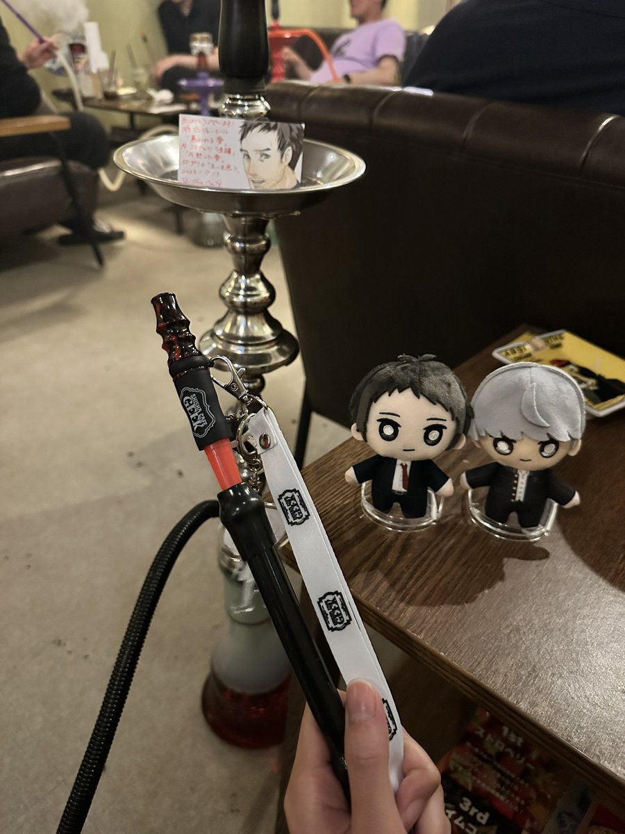 fujiringo_'s tweet photo. 刑事コンビで推しシーシャ依頼させていただいたけど毎度のことながらGEEKさんの解釈素晴らしすぎて拍手と涙の嵐すぎる😭👏
いつもありがとうございます👮🫶
(番長は叔父さんの代理で来てくれた)
(選曲で死にまくってた) https://t.co/nOim6uByVu