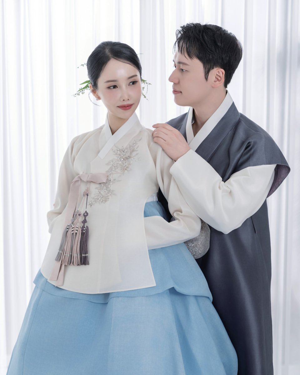 LF_siuying's tweet photo. #피에스타 #린지 #FIESTAR #LINZY #결혼 #WEDDING https://t.co/aLCo63YwEh