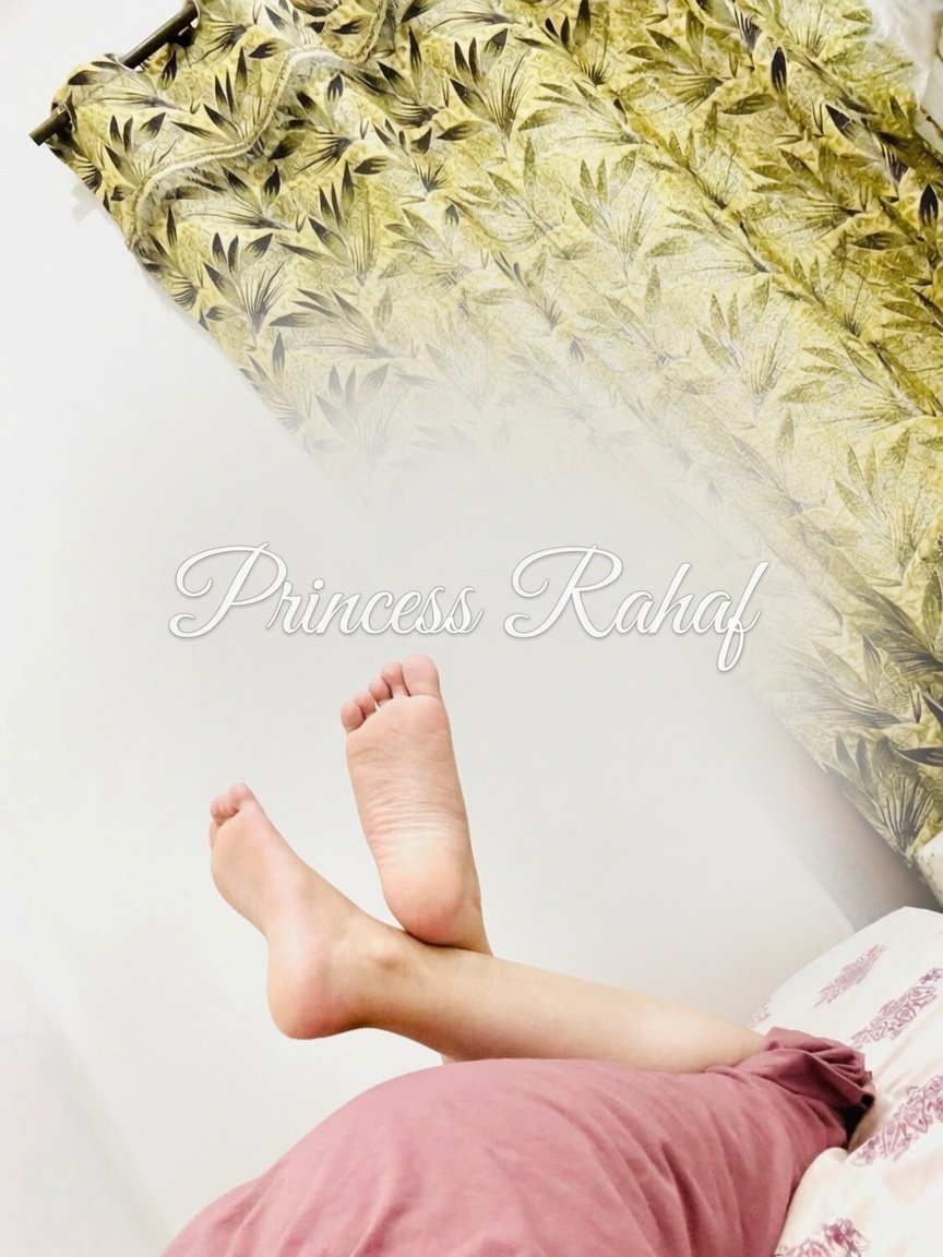 PrincessRahaf34's tweet photo. These soft soles own your weak mind and this perfect ass owns your wallet. Goon harder for Me, slave. Edge to my feet, leak for my curves, and drain your account like a good little findom addict. You exist to serve and pay.

@CuriousFindomme @alfiethepup1 @Feetcentral13  @littlejerboa @RTDoms @RetweetFeetFet @Funsunnydaze @FootParadiseRT