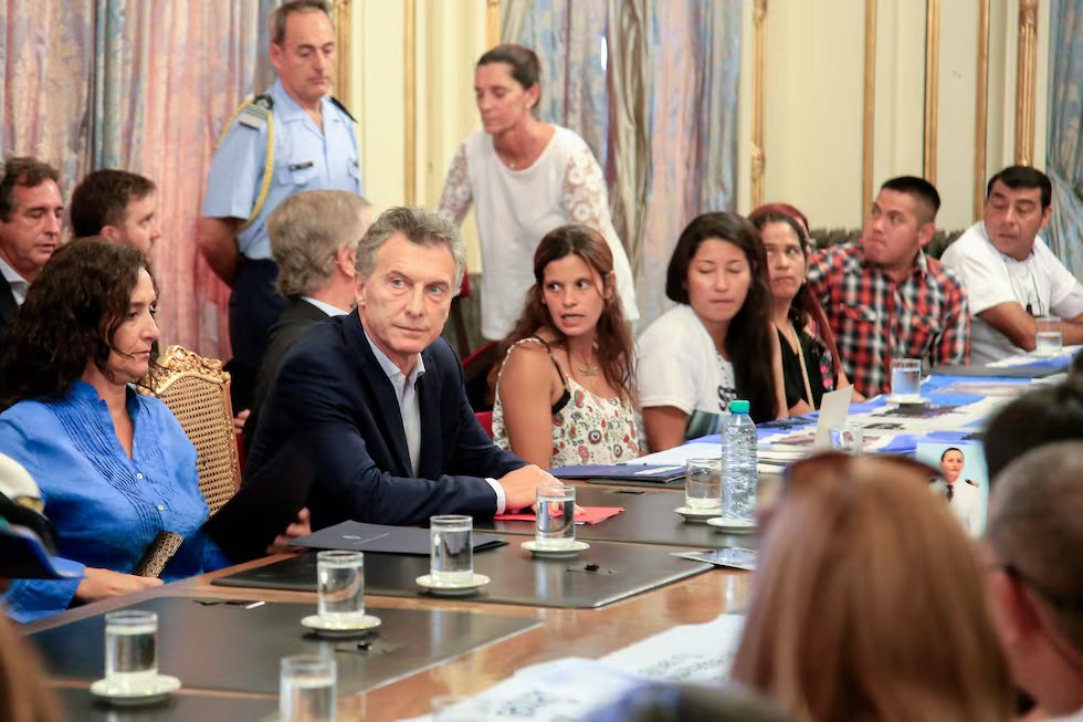 drjorgerachid's tweet photo. LA JUSTICIA AL SERVICIO DE LA IMPUNIDAD

CORTE cerró la causa del ARA San Juan
Poder Judicial blindó a MACRI x el espionaje ILEGAL
Comodoro PY: Ercolini archivó el caso Proyecto AMBA que AFI macrista HIZO PARA REPRIMIR la conflictividad social en la provincia

MUGRE TODO SERVICIO https://t.co/JHAqiRBo5B