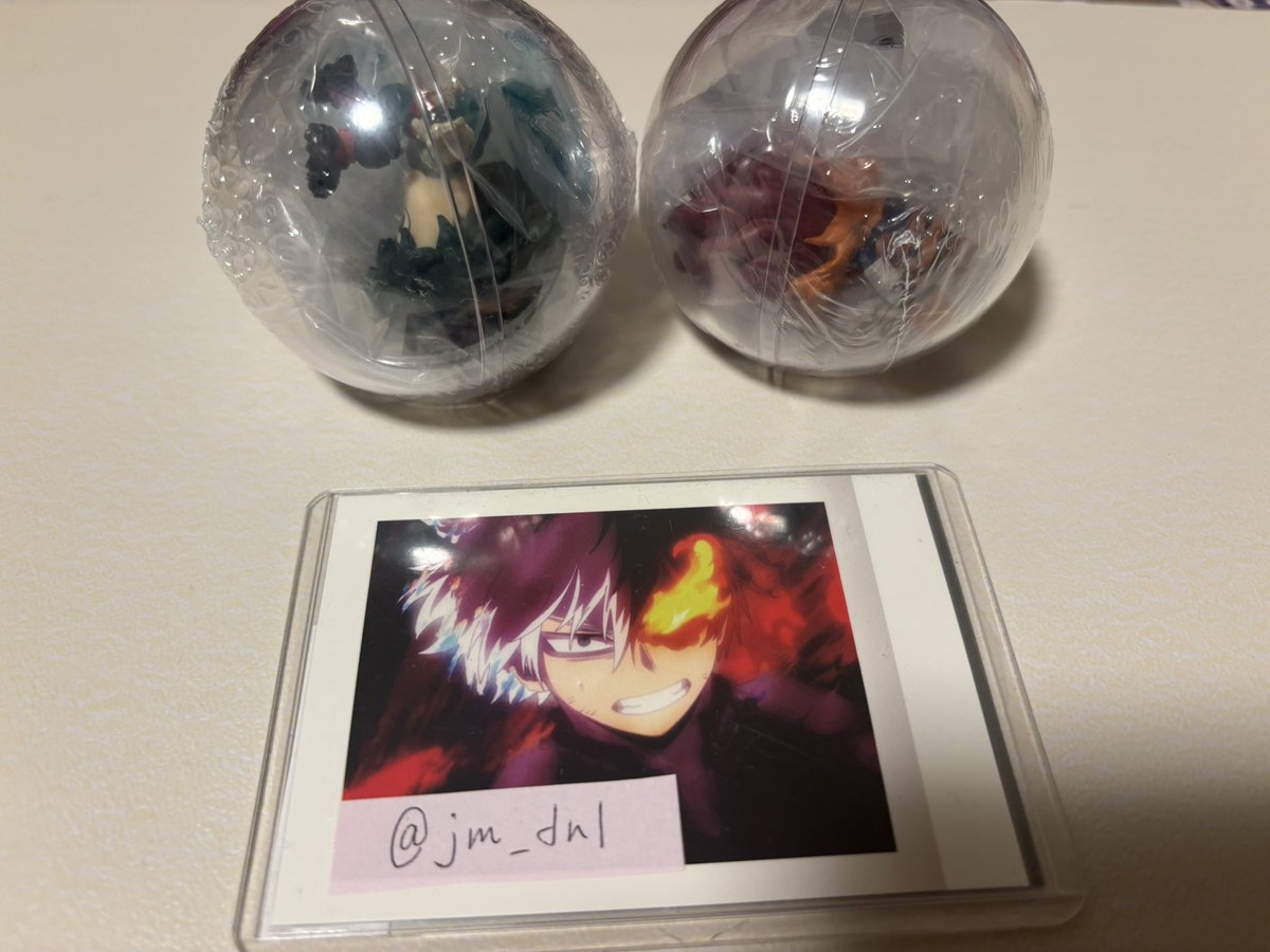 jm_dnl's tweet photo. 【交換】
僕のヒーローアカデミア　ヒロアカ
コレクションフィギュア　ころコレ
ガチャ

譲：緑谷、エンデヴァー
求：轟、荼毘

郵送のみ
難しいと思いますが、交換いただける方いらっしゃいましたらお声がけください🙇🏾‍♀️

※エンデヴァーは推しですが重複したため譲りとしています。 https://t.co/eirMzRyH57