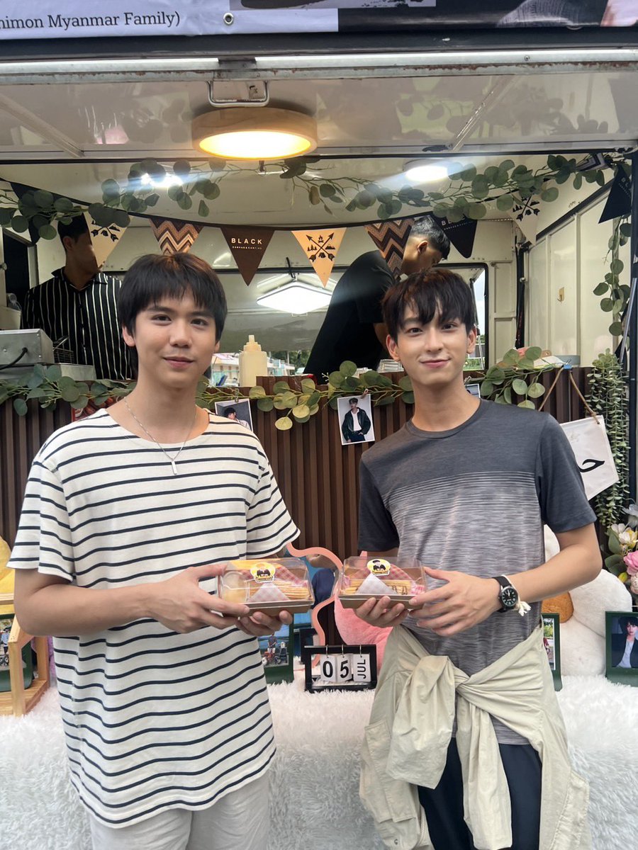 Chimon_MmFamily's tweet photo. Hope you enjoy 🤎💛
@ssingss @Chimonac 

#ChimonWachirawit 
#SingChimon https://t.co/MaFlW0MgWL