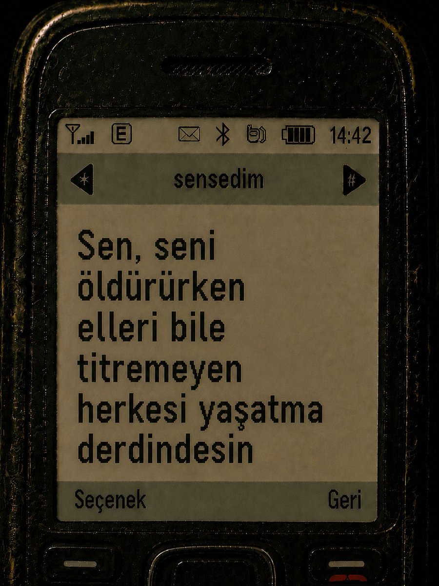 senseedim's tweet photo. Sen, seni öldürürken elleri bile titremeyen herkesi yaşatma derdindesin https://t.co/o8tgWiu9sC