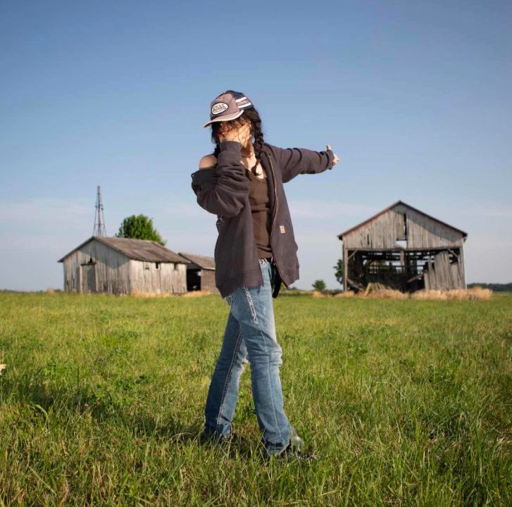 _cowwgrrl's tweet photo. every time i wear a hat i feel like wallsocketscores https://t.co/fYOC5w4dGV
