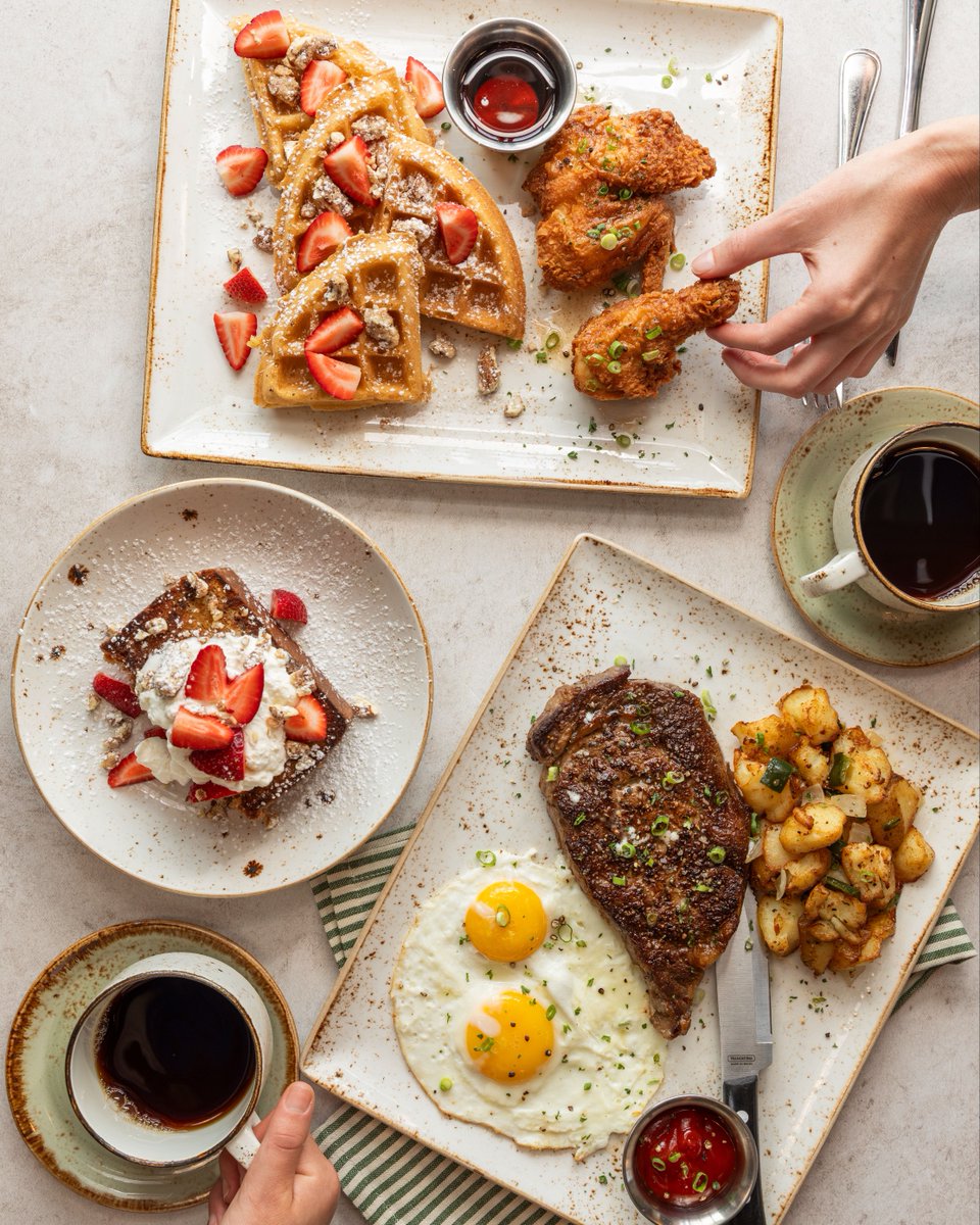 PappasDeltaBlue's tweet photo. Long weekend brunch? Yes, please! https://t.co/s7hZM5cLhk