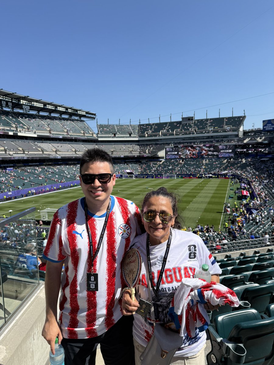 RobertoRojas97's tweet photo. More than any result, I’ll always be grateful I got to attend two World Cup matches with my parents, the two most important people in my life. Watching their native country in the country where they gave me life, It helped me truly understand what it means to be Paraguayan 🇵🇾❤️ https://t.co/ItMCLS7hA2