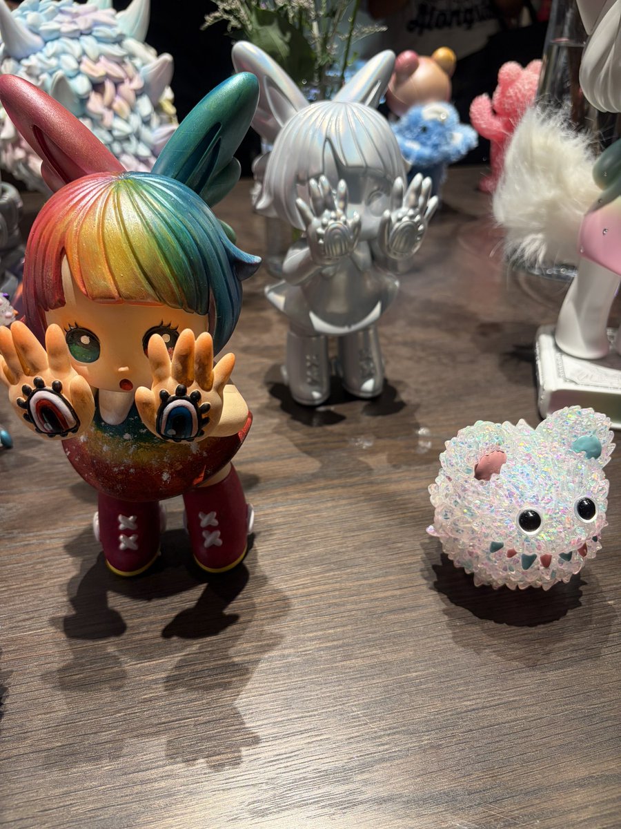 sh_ponta's tweet photo. INSTINCTOY SHOW TOKYO 2026

参加してきました！

素敵でどれも見惚れてしまう作品達とラグジュアリーかつ幻想的な空間をこの身で体感出来ました！

四国の田舎から参加できて貴重な体験だった🥺

受け取りしたErosion Nigiru "Romantic Bloom"またゆっくり後ほど上げたいと思います🫶

 #INSTINCTOY https://t.co/VoSsYT6cPf