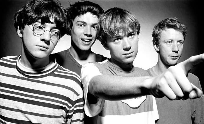 archivedamon's tweet photo. blur, 1990 https://t.co/Z4IFZB6nrI