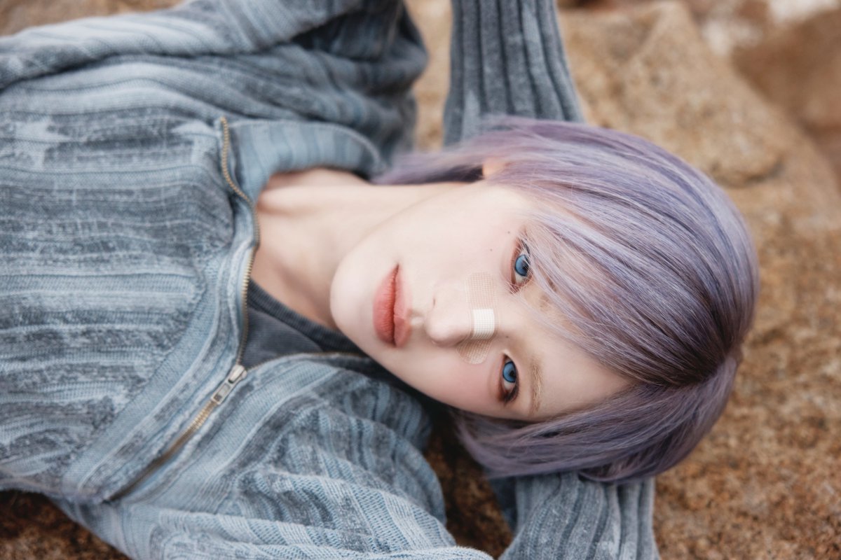 idntt_cosmo's tweet photo. idntt <itsnotover>
Concept Photo Chrome Heart ver. - Ocean

id9 leecheongmyeong

2026.07.13 6PM KST

Pre-save
🔗 https://t.co/Cy4pu8H5I0

#idntt #아이덴티티
#unevermet #yesweare #itsnotover
#이청명 #leecheongmyeong https://t.co/zVtYGe9c50