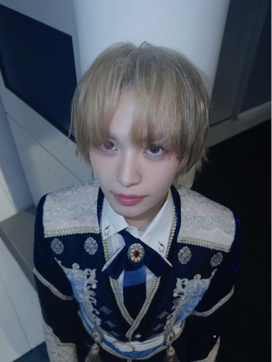 4_w43601's tweet photo. 全てが大優勝です(⸝⸝> <⸝⸝)…！
カラコン金髪カッコよすぎる🙈💗 https://t.co/FnNdId7xaQ