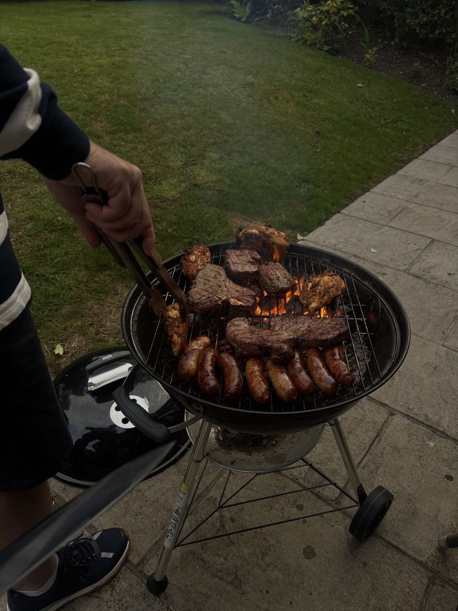 mtpent_'s tweet photo. 6. Barbecue or Picnic https://t.co/Zzlb0c0dM2