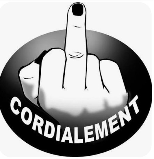 autruche35's tweet photo. @Cmoi2026 @GWGoldnadel @BallyBagayoko Ta vie doit être bien frustrante pour que tu te défoules ainsi sur les réseaux. Ressaisis toi ta laideur devient palpable et ce qui sort de ta bouche sent les égouts même à travers le téléphone. 🤣 Marie tu pues la haine et la misère intellectuelle. https://t.co/8WWr3lslxX