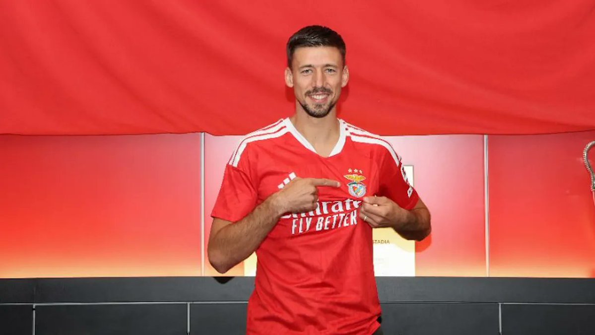 _saligia__'s tweet photo. Lenglet ainda nem sequer jogou e já foi criticado.
Kaminski ainda nem sequer aterrou em Lisboa e já é cepo.

Bem sei que a direção tem deixado muito a desejar e há jogadores que não têm correspondido, mas às vezes pergunto-me se o problema também não somos nós enquanto adeptos. https://t.co/tf9iBjRPmM