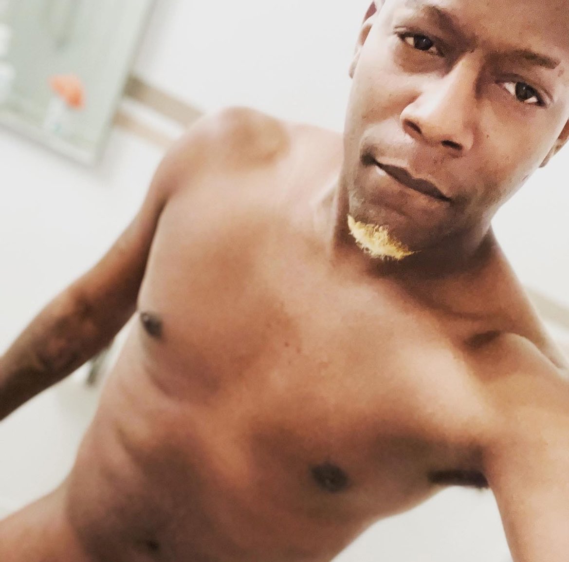 WhyUDeleteThis's tweet photo. When we throw up 🅱️’s That mean Bussy Boy Br1mz 🤟🏾👌🏾🤘🏾

@trolanjames4 this ya mans 🫵🏾🤢🤮

#BussyBoyBrim 🦄

#FHN 🌈 https://t.co/rZPGt2kpDE