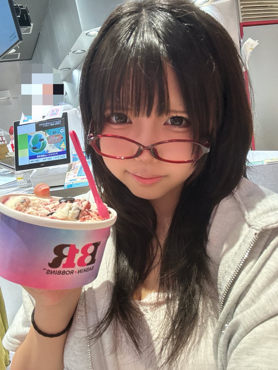 ring0_pripa's tweet photo. 🌟リプ返🌟

みんなと会えた記念でリプ返するよ！

【条件】
・@ring0_pripa をフォロー
・この投稿を♡＆RT
・明日の15:00まで

フレッシュパック食べに行った時の写真が出てきたから載せちゃう ᯠ_   ̫  _ᯄ https://t.co/D0u1cjM3je