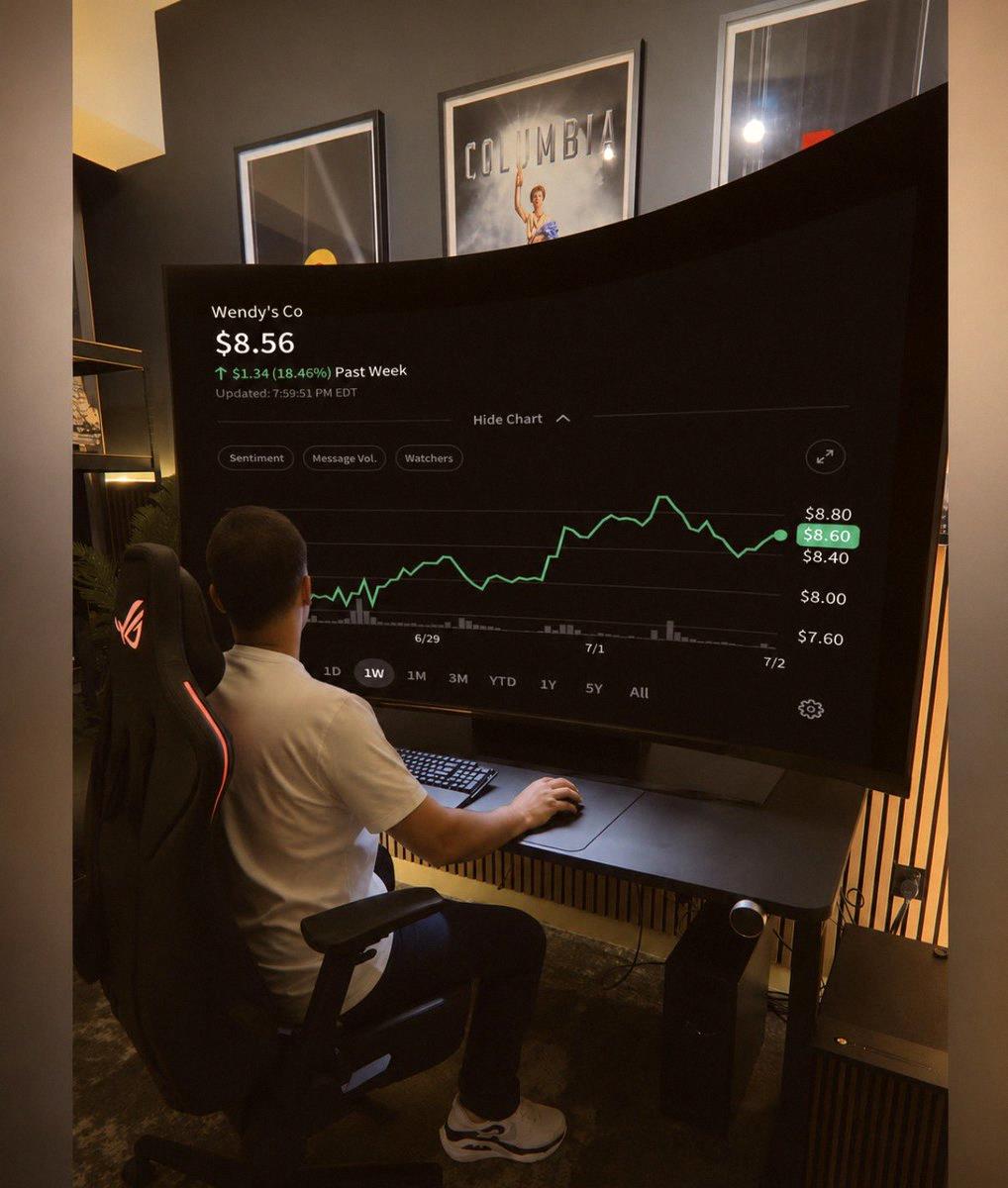 tkh2580's tweet photo. Juggling my $107 portfolio like a pro 💸😅 https://t.co/IuG7LkzKsp