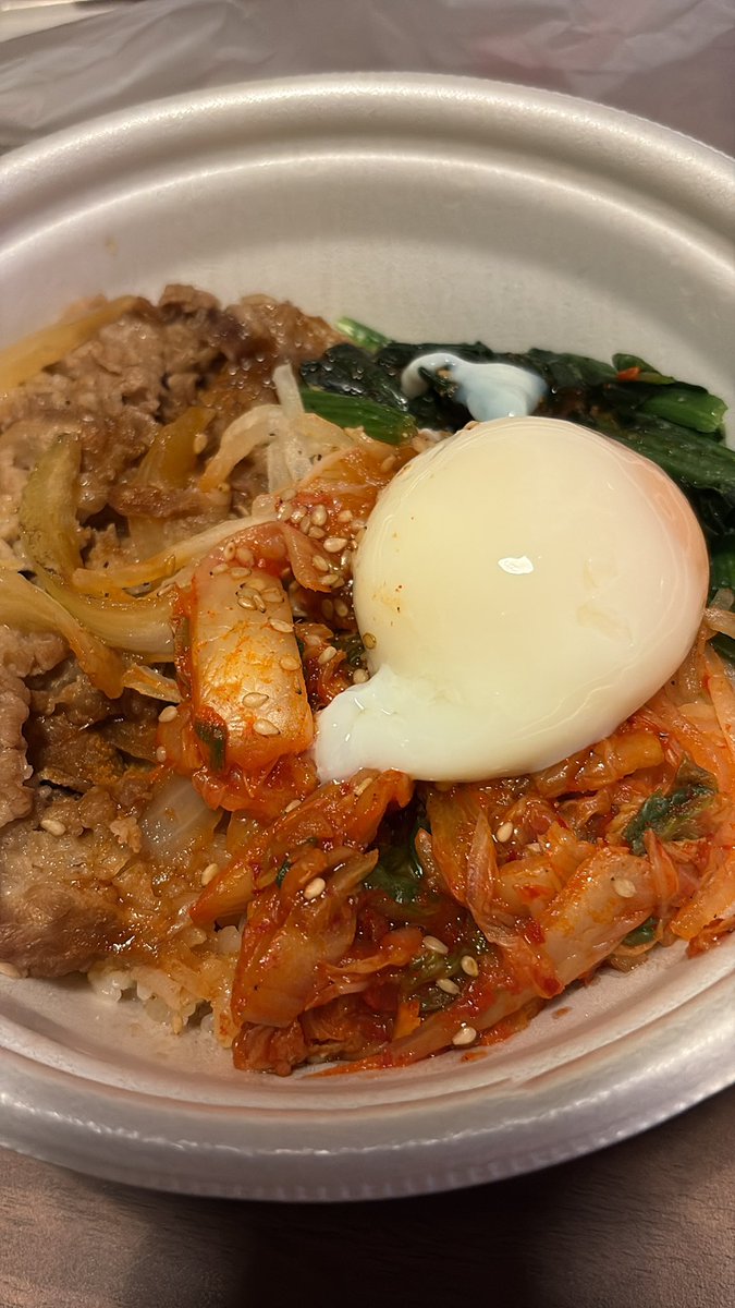 88___KEI's tweet photo. @wmws2wmw おー！私も温玉ビビンバにしました😂笑 https://t.co/hmbBPl0VJa
