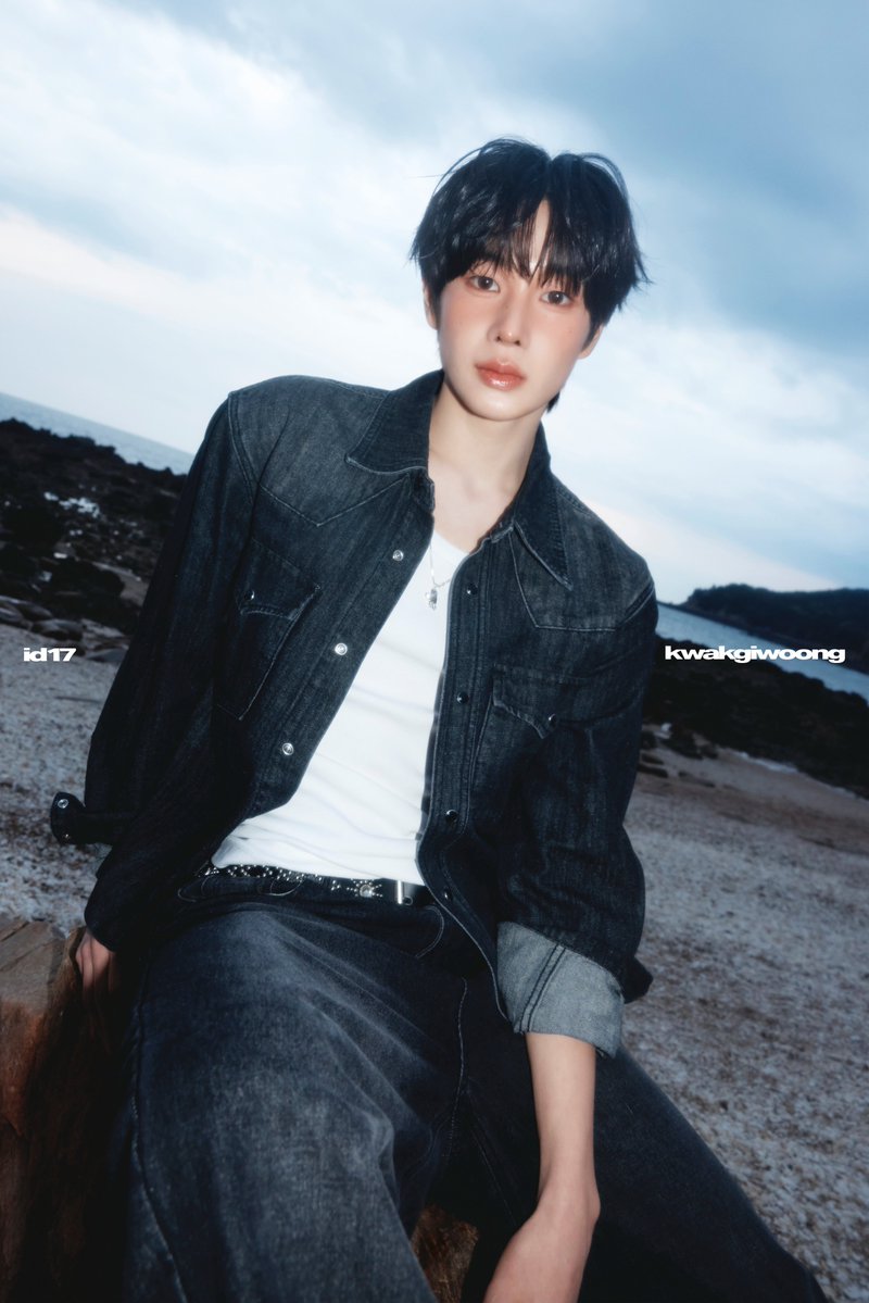 idntt_cosmo's tweet photo. idntt <itsnotover>
Concept Photo Chrome Heart ver. - Ocean

id17 kwakgiwoong

2026.07.13 6PM KST

Pre-save
🔗 https://t.co/Cy4pu8H5I0

#idntt #아이덴티티
#unevermet #yesweare #itsnotover
#곽기웅 #kwakgiwoong https://t.co/gXxjm7guzW