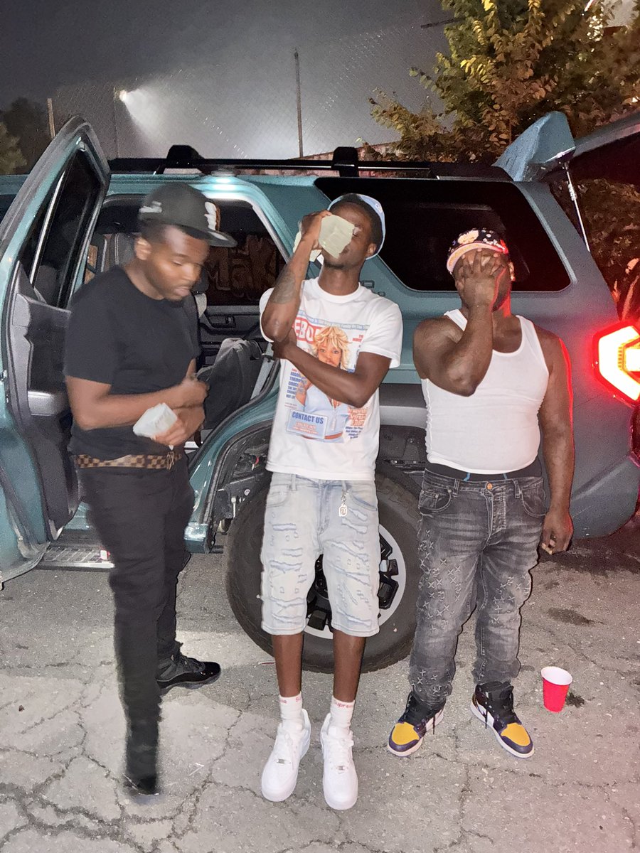 KDCain31's tweet photo. I got dawg shit when I pop out nigga.. 🗣️🌀 https://t.co/SsnUGGjnQV