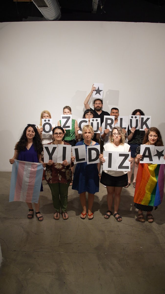 yildizaozgurluk's tweet photo. Gazetecilik suç değildir. Düşünce ve ifade özgürlüğü suç değildir. Yıldız Tar özgür kalana kadar dayanışmayı büyütmeye, sesimizi yükseltmeye devam edeceğiz. https://t.co/EsLSVLkOKB