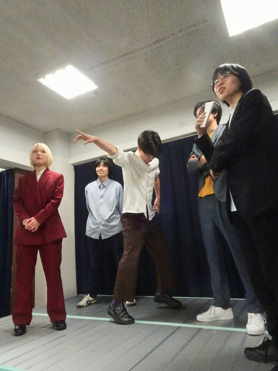 sumire_junlove's tweet photo. 本日は新宿Fu-+801で、秋吉の納得テック塾でした！あくびぼうやと鎌と秋吉③が特に面白かった！テンポとかワードとか構成とか所作とか伝え方とか、持論言う方がネタ書いてないのはとか、漫才コントで外からツッコむとか、ネタの講評が聞けて楽しかった！京橋さんが星歌さんのいなし方を心得ていて神✨ https://t.co/utNnto21h8