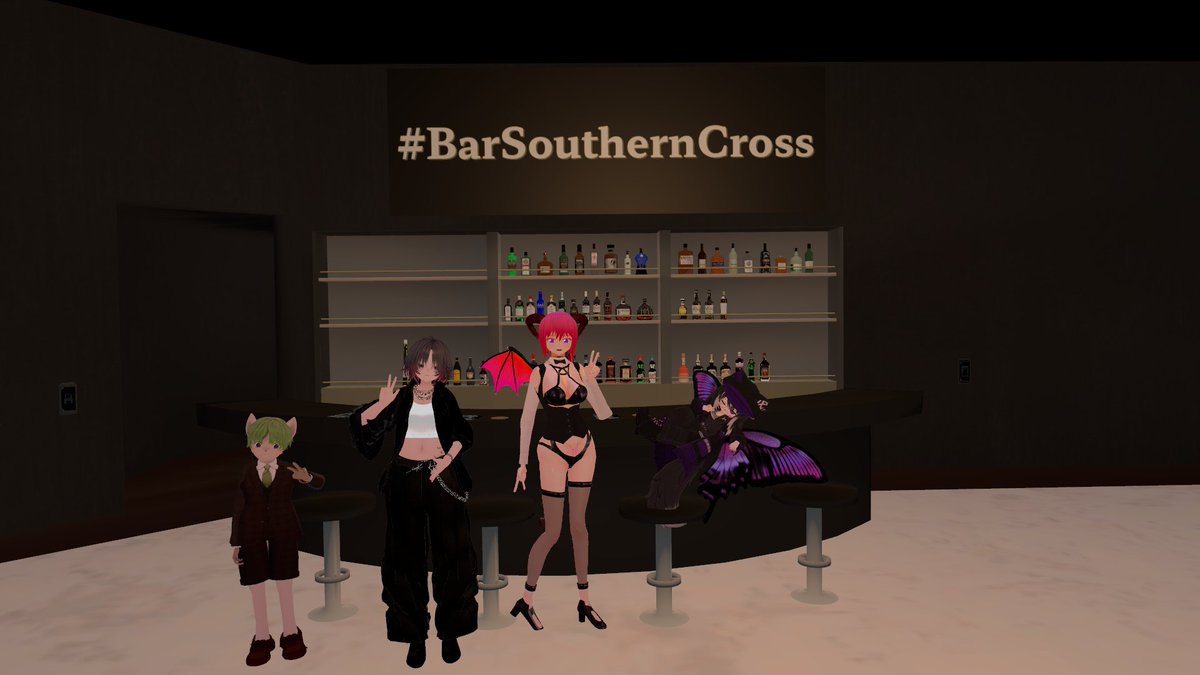 Sazanami_Croa's tweet photo. 「#BarSouthernCross 本日の営業を終了しました!休業前最後の営業でしたが、平常通りお客さまも多数来てくださり楽しく過ごせました♡時間管理は相変わらず甘いですが……それではまた八月にお会いしましょう♡」 https://t.co/KHbcgQddBR