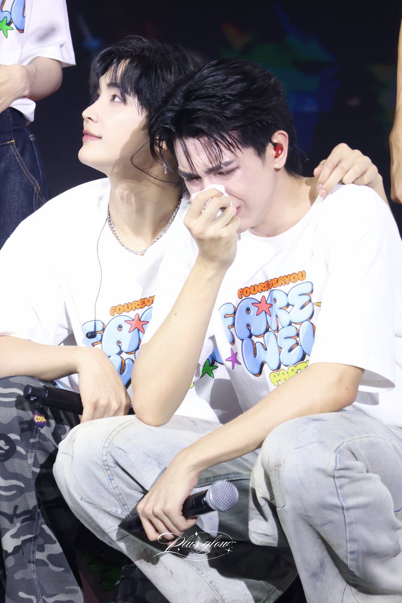 Plusglow_pg's tweet photo. 🥹🥹🤏🤏Dont cry na

LAST MEMORY WITH FOUREVER YOU
#FoureveryouFarewellParty
#pie_saran #golfpasator #PieGolf https://t.co/kjwWEDPkuZ
