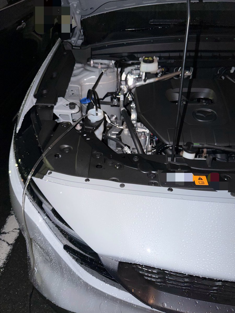 CX30_POLYMETAL's tweet photo. ウォッシャー液を捨てて、ガラコウォッシャー液に入れ替えました。

#新型CX-5 https://t.co/AJJyWn1j5k