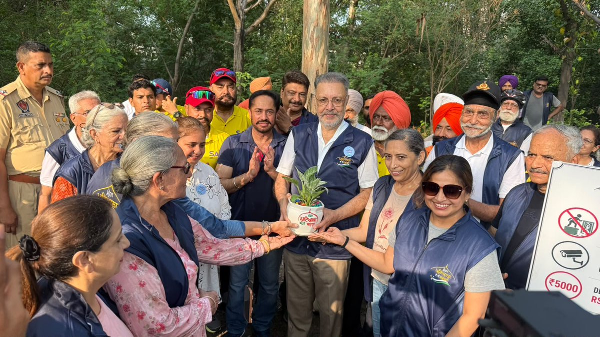 MeraPatiala_MHS's tweet photo. Punjab Health Minister Hon'ble @AAPbalbir participated in a plantation drive held by @MeraPatiala_MHS at the Butterfly and Herbal Park Patiala
The aim is to focus on transforming the space into a lush community-led green zone
@AAPPunjab
@DproPatiala
@mc_patiala
#DFOPatiala https://t.co/e1lEPRuf3K