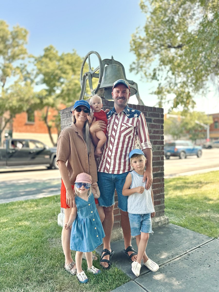 EdwardADalton's tweet photo. 🇺🇸 First time in 13 years I haven’t worked the 4th of July, and it was awesome! I’m grateful for those who did work so hard to give us our independence 250 years ago, and for the privilege it is to celebrate the unmatched freedoms America affords with the ones I love most! https://t.co/gnQRjZPDfM