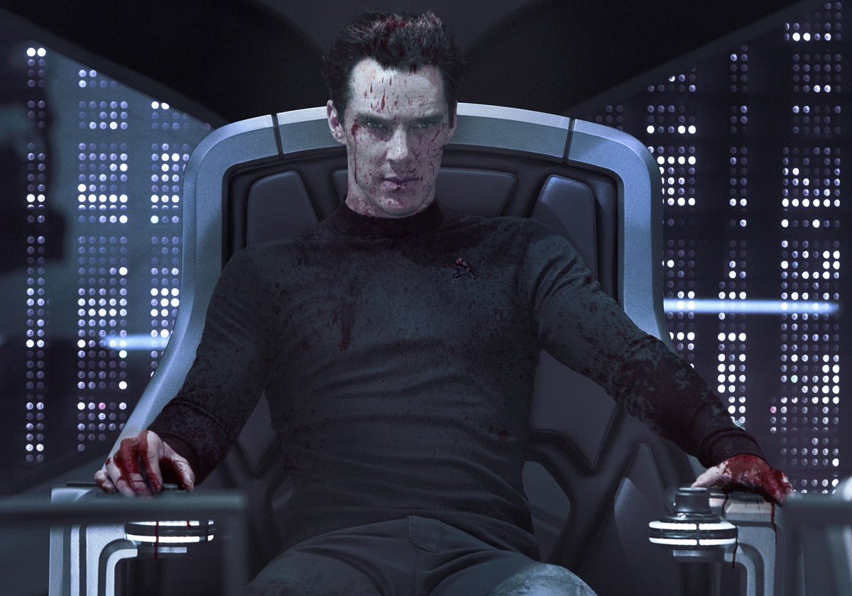 Yassammez's tweet photo. My favourite Khan edit :P (because that scene was way too PG) #JohnHarrison #Khan #BenedictCumberbatch #twblood https://t.co/td19XVuG0w