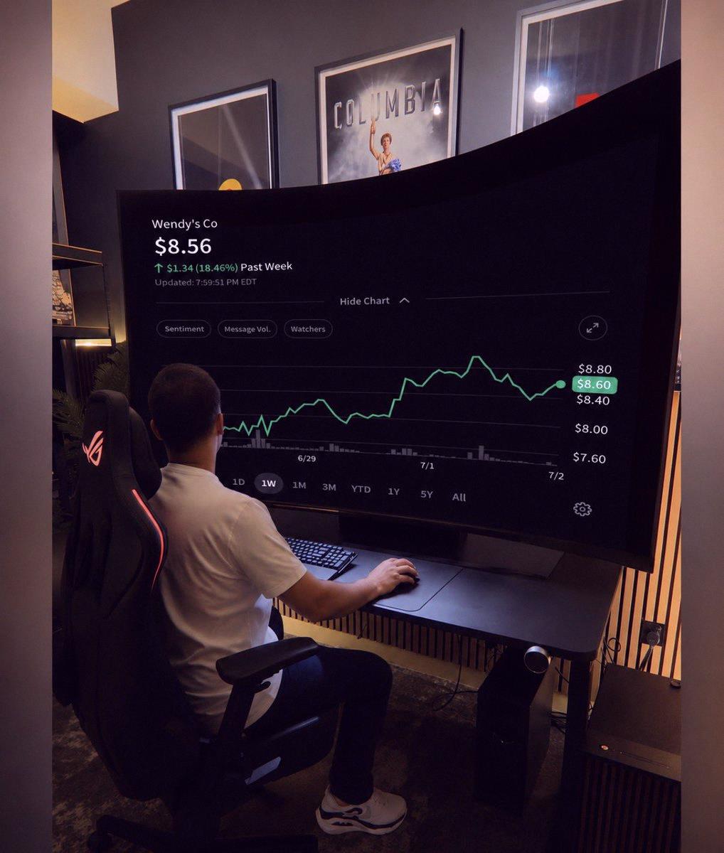 spice0928_'s tweet photo. Living the $107 portfolio life 💸 https://t.co/AKbcVzdjOr