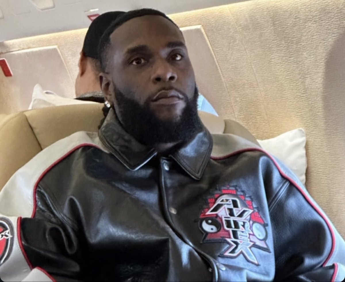 stoberxr's tweet photo. Burna Boy would need to spend roughly ₦91 billion to catch up to Wizkid’s level. 🥵🦅 https://t.co/nchadbSISi