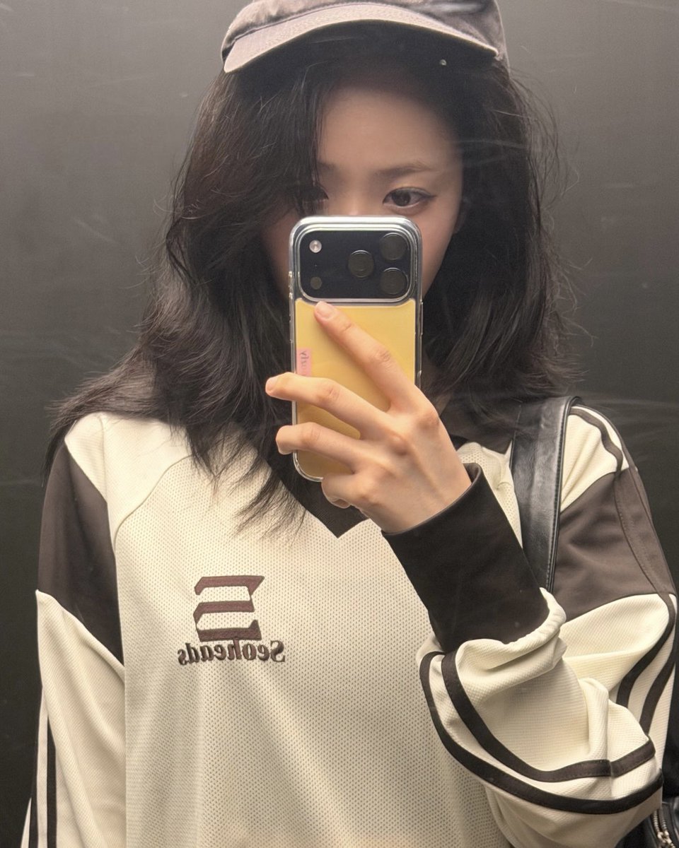 azzuradet's tweet photo. @interxthread Hallo semuanyaahh disini Shanin alias Nadet uhuuuyyyy><

Cek alt ya https://t.co/WJFoe6ha5F
