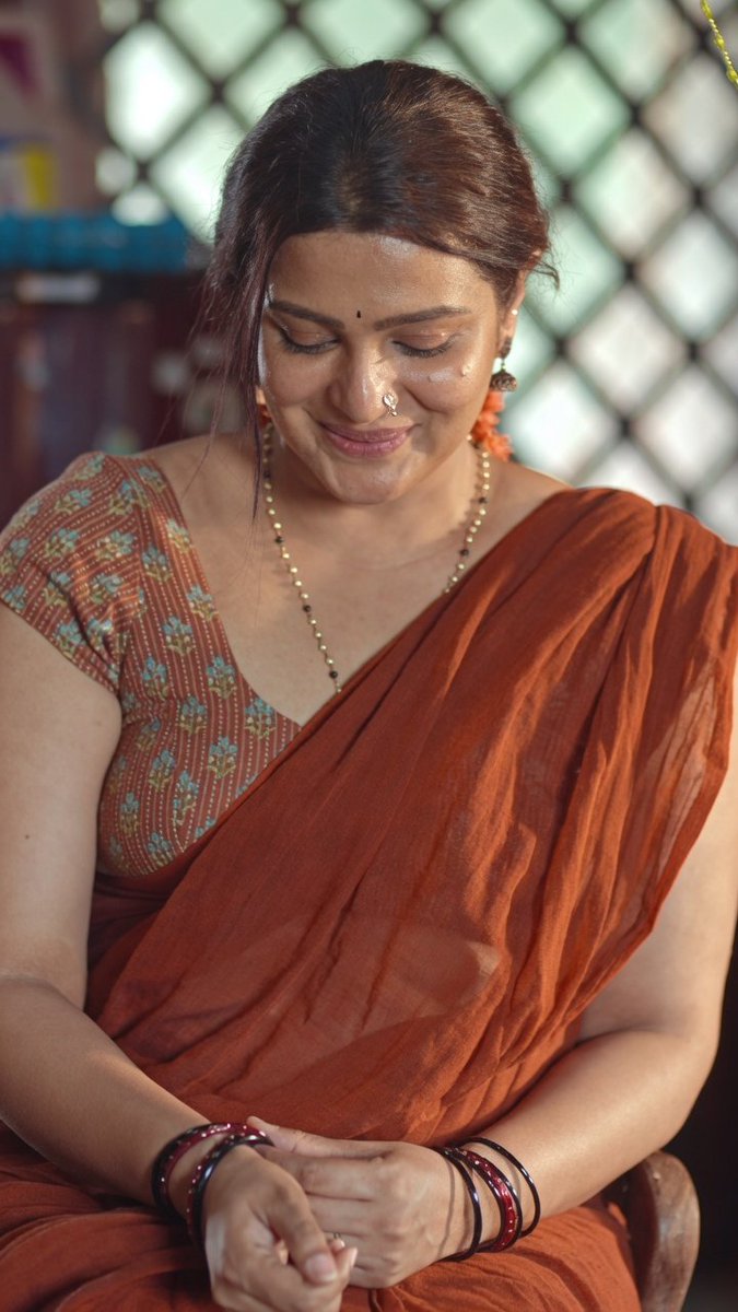 AshFrames's tweet photo. Divya Pillai is worth the trend 🔥 #DivyaPillai https://t.co/qa2uSYtofu