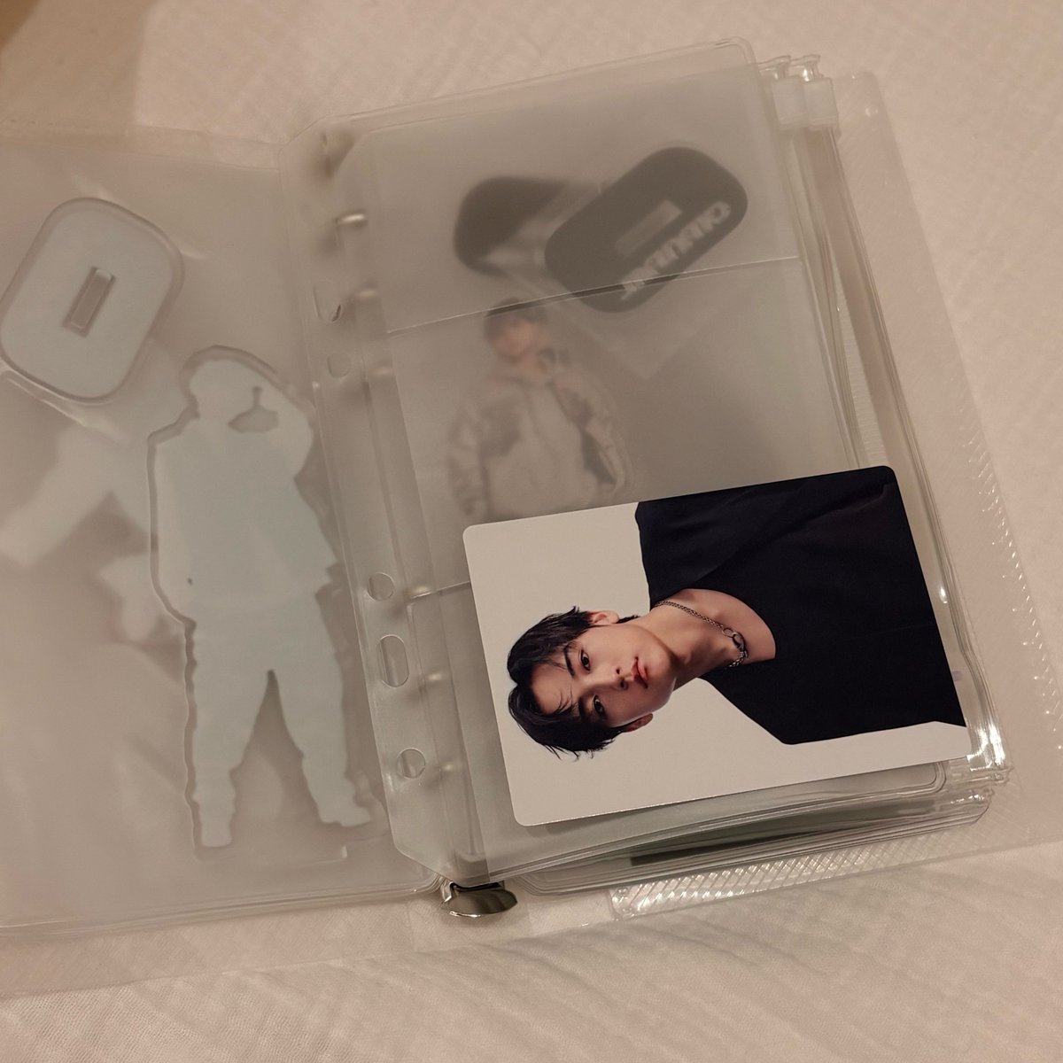___3216__'s tweet photo. アクスタ収納バインダーちまちま作ってて、トレカも入れようと思って買ったやつBMSGのトレカサイズ入らず、、♡
20セット買っちゃった（ ᴖ.ᴖ ）涙 https://t.co/xGb81pxnX9