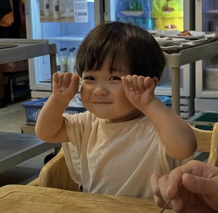 doh_soo_cute's tweet photo. Me kapag nakakakita ng CapFord edits. Hihi 

#CapFord https://t.co/mAU2xTZI0Z