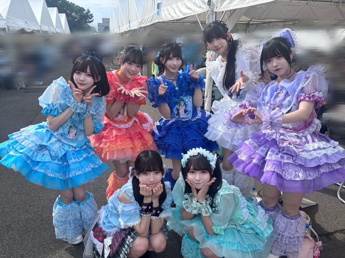 sophia_mayu's tweet photo. iON!さんとお写真撮っていただきました🫧

アイドルになる前から見ていたiON!さんとお話できて、お写真撮っていただけてとっても嬉しかったです♡

タイミングが合わずご一緒できなかったメンバーさんもいたので、また次の機会に撮っていただけたら嬉しいです💖
ありがとうございました！

#iON さん https://t.co/t6cDn696Gf