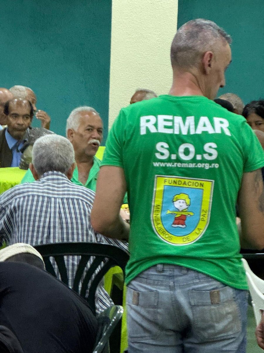 mensajeros_la's tweet photo. El Cento de Emergencia de @ongremar y Fundación Mensajeros de la Paz ya está ofreciendo desde hoy menús para los afectados por los dos graves terremotos en Venezuela. Está situado en Caracas y a partir de ahora, podrá ofrecer además alojamiento a 200 personas diarias. https://t.co/SXYEZ9yRVy