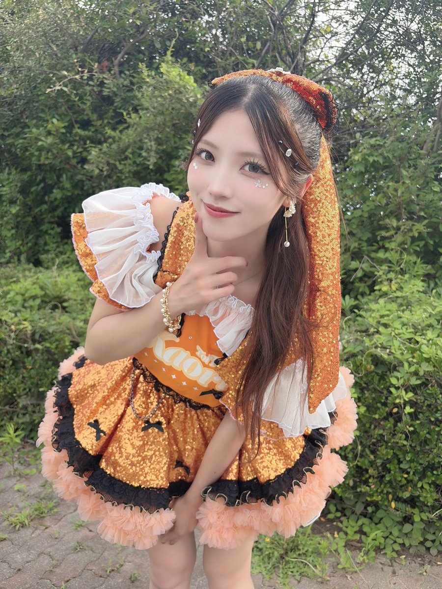 kaori_ttt0716's tweet photo. #超NATSUZOME2026
ありがとうございました！

#ToiToiToi オレンジ色担当
一条カオリです🧡🪄

2ステージとも、ありがとう！
夏、一緒に始めてくれてありがとう~🌻
みんなの笑顔がまぶしかった☺️
一緒に過ごせて幸せだったなぁ

今まで出会ってくれたみんながいるから、今の私がいるよ、ありがとう☺︎ https://t.co/mwf2nY8KtA
