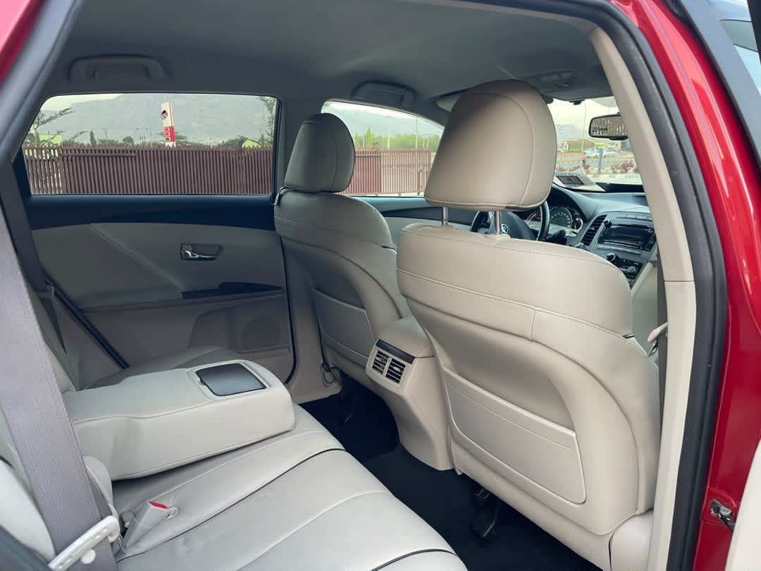actttivity's tweet photo. Foreign used Toyota venza v6 2010 model with original custom duty ✅ 
Keyless 
Available for 16M 
Location dawaki Abuja https://t.co/jIGhwqRyC6