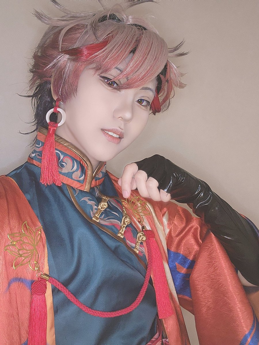 yangsongi154424's tweet photo. ※cos※
#にじさんじコスプレ
🌈🕒/🦉🎻 https://t.co/iHKrrDKmfj