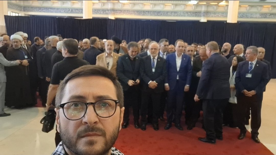 ademnamli's tweet photo. Cenaze merasimine katılmak için İran'dayız

@iran

#İran https://t.co/xUWofLKJkP