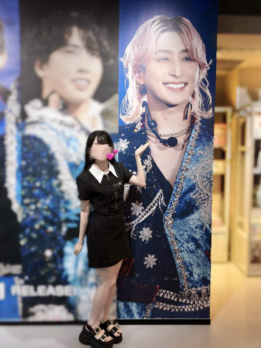 idollluv's tweet photo. ずっとステージの上で輝いて✧∇✧🎤
#SnowMan_ON https://t.co/JaSiMEVUFq