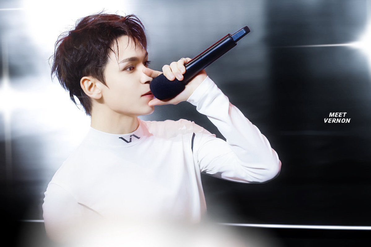 Meetvernon98218's tweet photo. 20260705 V8 SPECIAL FAN PARTY

⭐️🌈🌟

#버논 #최한솔 #VERNON #バーノン
#세븐틴 #SEVENTEEN https://t.co/DX2cB6x86A